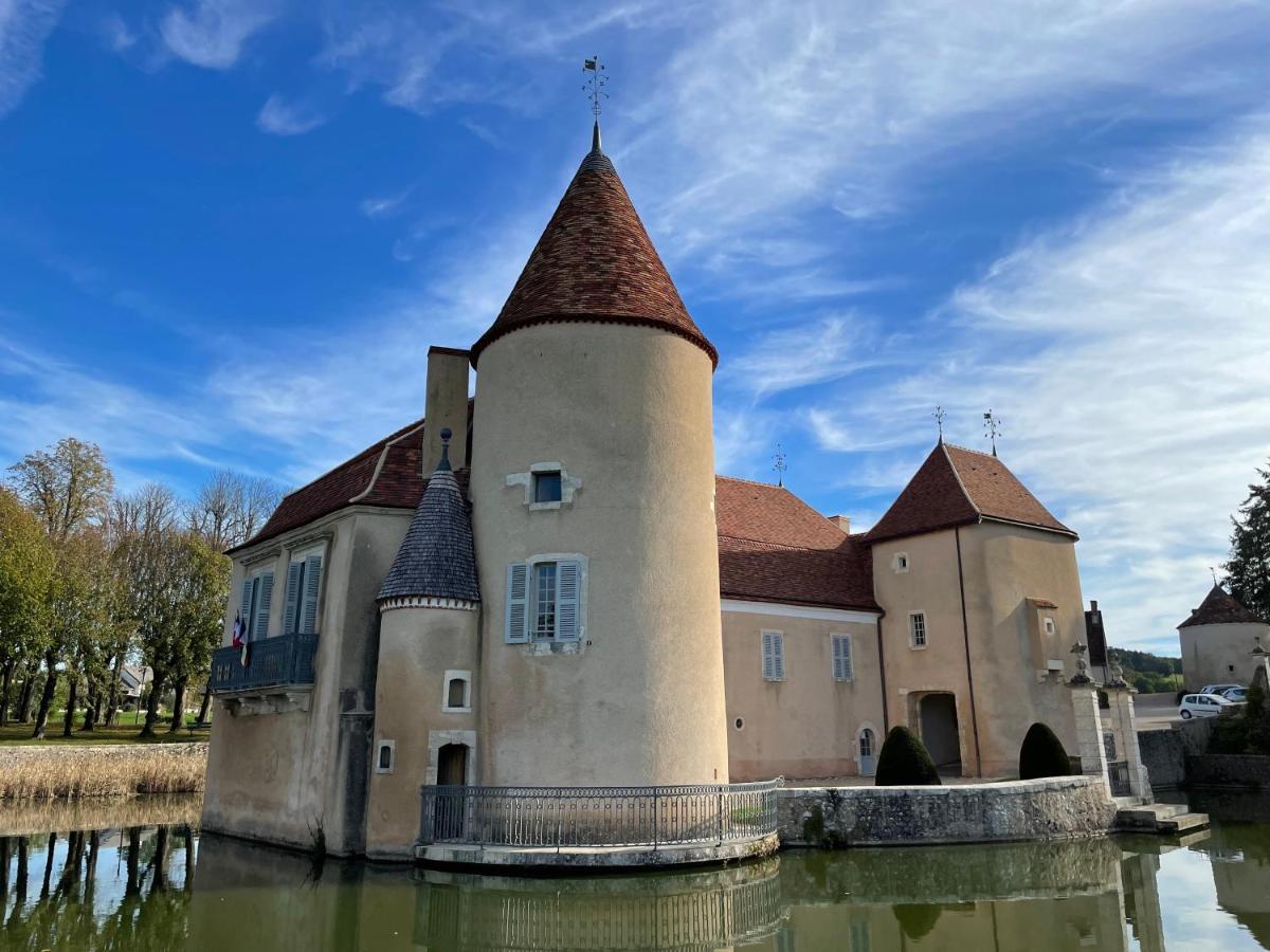 Beautiful 6 Bedroom House With Pool & Large Garden Le Pêchereau Buitenkant foto